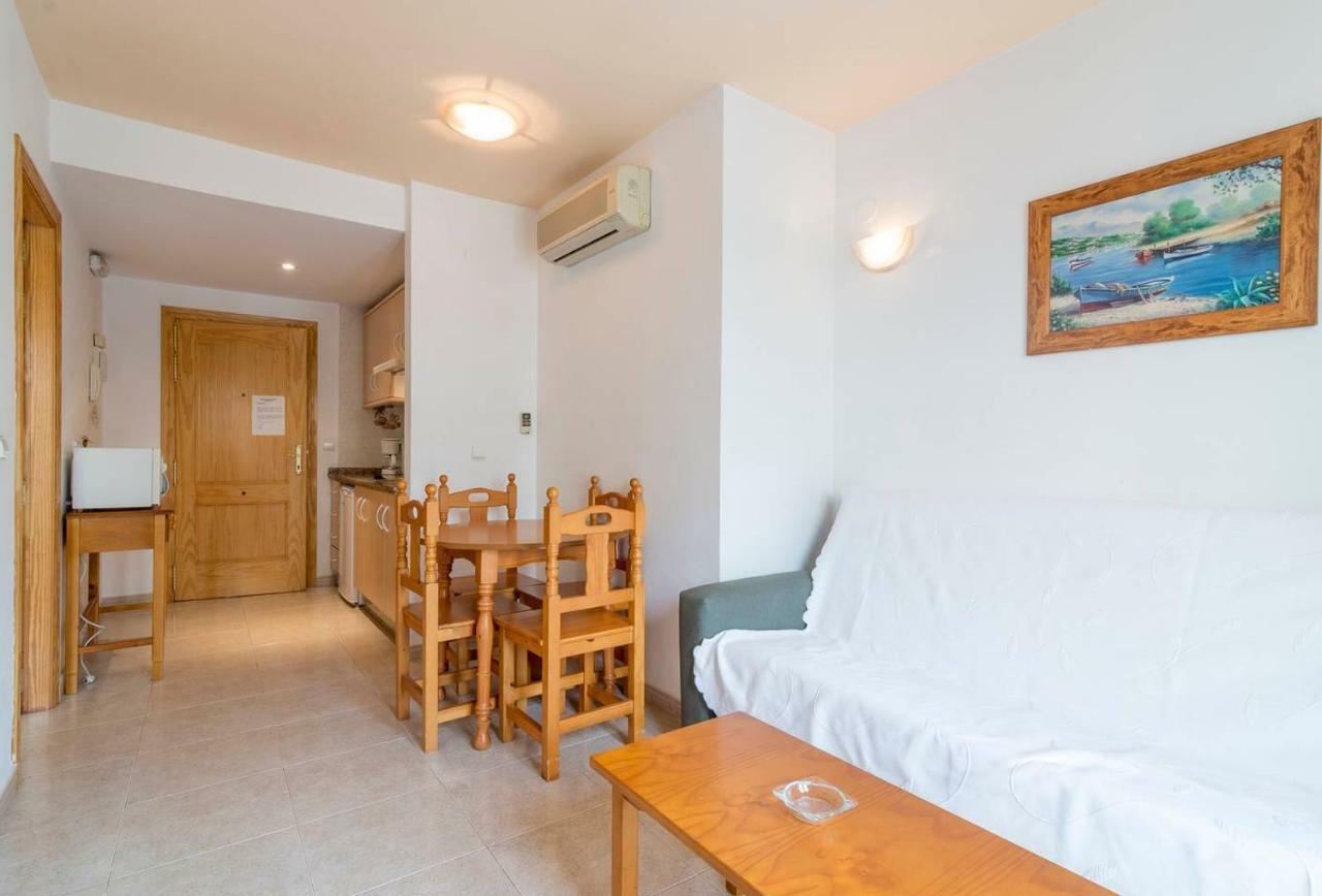 Apartamentos Vicenta Carihuela By Playa Miguel Τορρεμολίνος Εξωτερικό φωτογραφία