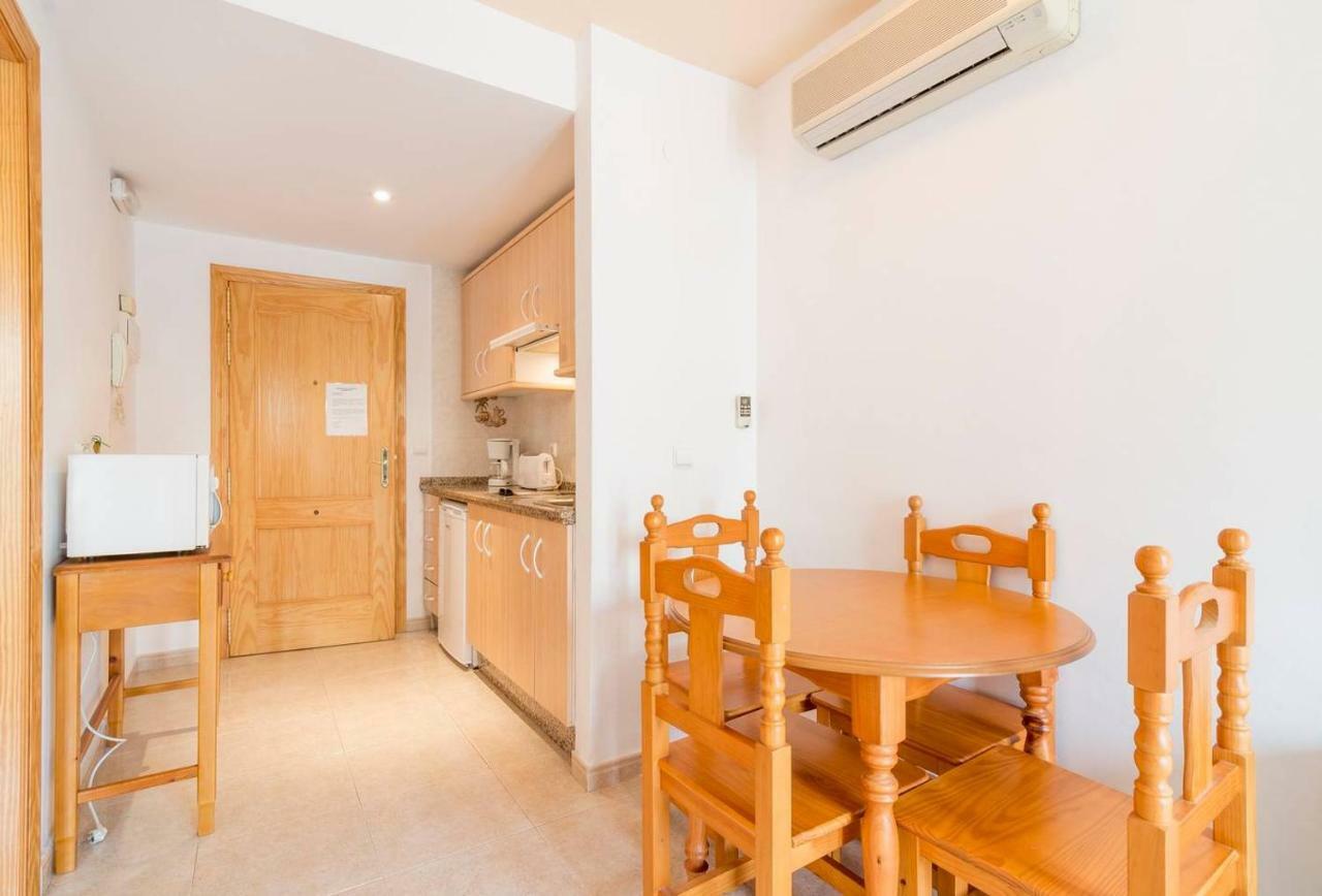 Apartamentos Vicenta Carihuela By Playa Miguel Τορρεμολίνος Εξωτερικό φωτογραφία