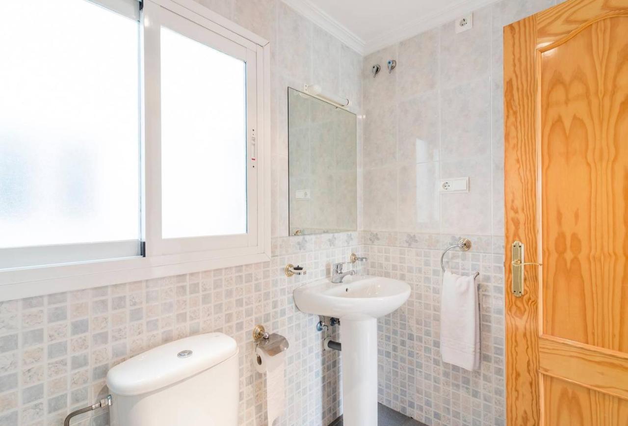 Apartamentos Vicenta Carihuela By Playa Miguel Τορρεμολίνος Εξωτερικό φωτογραφία