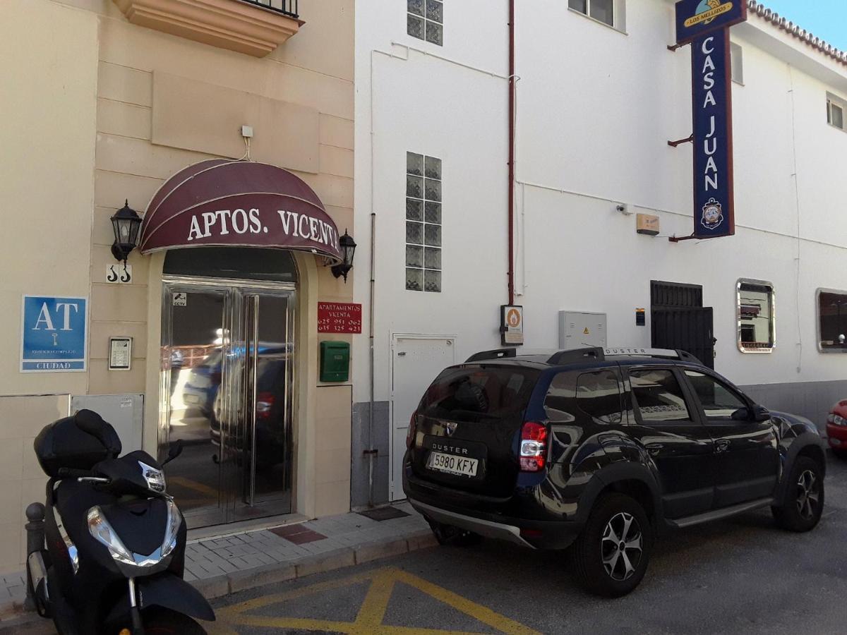 Apartamentos Vicenta Carihuela By Playa Miguel Τορρεμολίνος Εξωτερικό φωτογραφία